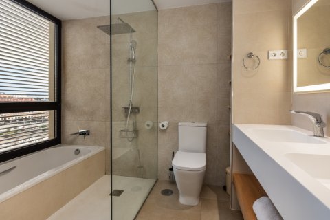 Casa adosada en venta en Las Palmas De Gran Canaria, Gran Canaria, España 4 dormitorios, 278 m2 No. 167771 - foto 23