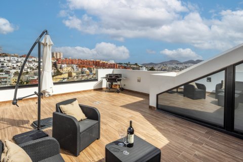 Casa adosada en venta en Las Palmas De Gran Canaria, Gran Canaria, España 4 dormitorios, 278 m2 No. 167771 - foto 28