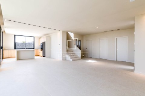 Villa for sale in Sitges, Barcelona, Spain 5 bedrooms, 305 sq.m. No. 164887 - photo 10