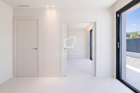 Villa for sale in Sitges, Barcelona, Spain 5 bedrooms, 305 sq.m. No. 164887 - photo 17