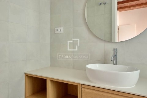 Apartment for sale in Barcelona, Spain 2 bedrooms, 69 sq.m. No. 164889 - photo 5