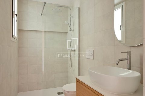 Apartment for sale in Barcelona, Spain 2 bedrooms, 69 sq.m. No. 164889 - photo 4