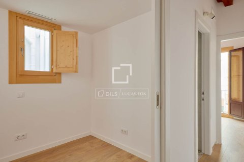 Apartment for sale in Barcelona, Spain 2 bedrooms, 69 sq.m. No. 164889 - photo 3