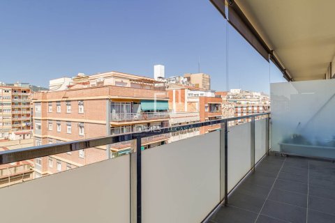 Apartment for sale in Barcelona, Spain 2 bedrooms, 67 sq.m. No. 164890 - photo 12
