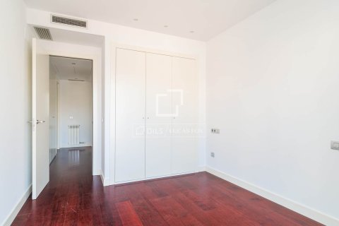 Apartment for sale in Barcelona, Spain 2 bedrooms, 67 sq.m. No. 164890 - photo 23