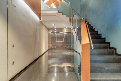 Apartment for sale in Barcelona, Spain 2 bedrooms, 67 sq.m. No. 164890 - photo 9