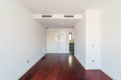 Apartment for sale in Barcelona, Spain 2 bedrooms, 67 sq.m. No. 164890 - photo 13