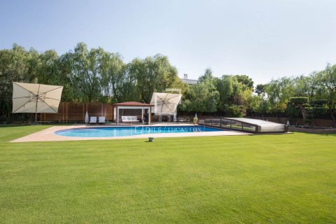 Villa for sale in Sitges, Barcelona, Spain 8 bedrooms, 905 sq.m. No. 164888 - photo 5