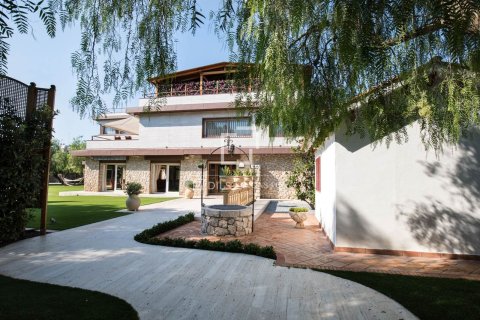 Villa for sale in Sitges, Barcelona, Spain 8 bedrooms, 905 sq.m. No. 164888 - photo 3