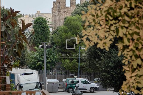 Apartment for sale in Barcelona, Spain 2 bedrooms, 77 sq.m. No. 164892 - photo 6