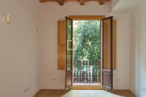 Apartment for sale in Barcelona, Spain 2 bedrooms, 77 sq.m. No. 164892 - photo 3