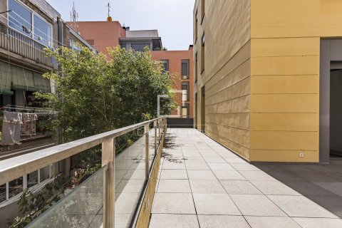 Продажа квартиры в Барселона, Испания 3 спальни, 95м2 №164891 - фото 14