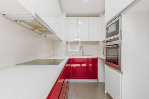 Продажа квартиры в Барселона, Испания 3 спальни, 95м2 №164891 - фото 21