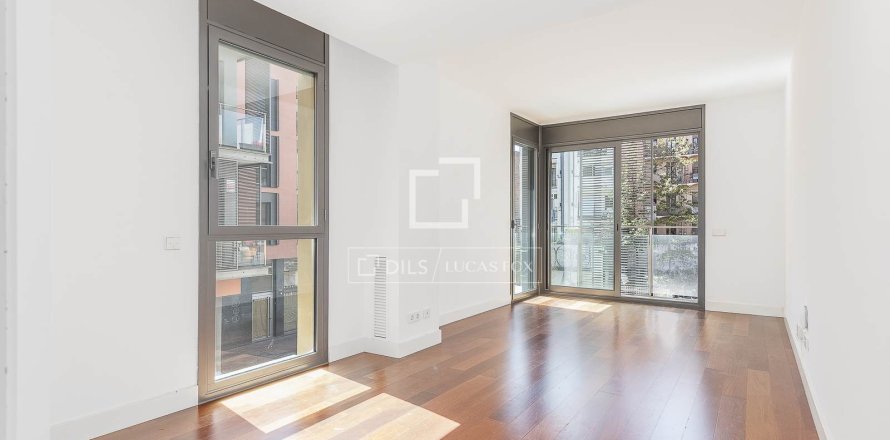 Квартира в Барселона, Испания 3 спальни, 95м2 №164891