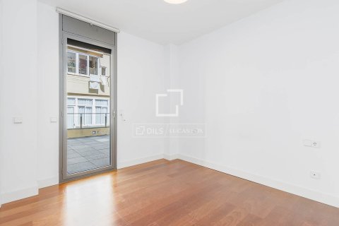 Продажа квартиры в Барселона, Испания 3 спальни, 95м2 №164891 - фото 26