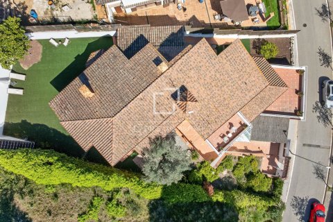 Villa for sale in Argentona, Barcelona, Spain 5 bedrooms, 560 sq.m. No. 164893 - photo 5