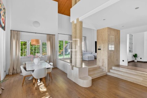 Villa for sale in Argentona, Barcelona, Spain 5 bedrooms, 560 sq.m. No. 164893 - photo 20