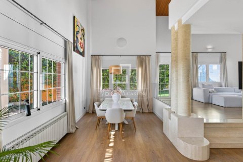 Villa for sale in Argentona, Barcelona, Spain 5 bedrooms, 560 sq.m. No. 164893 - photo 21