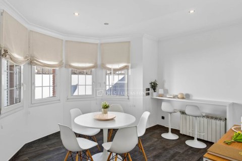 Villa for sale in Argentona, Barcelona, Spain 5 bedrooms, 560 sq.m. No. 164893 - photo 13