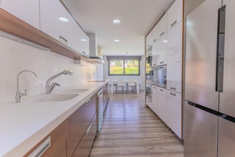 House for sale in Sant Andreu de Llavaneres, Barcelona, Spain 5 bedrooms, 578 sq.m. No. 168478 - photo 19