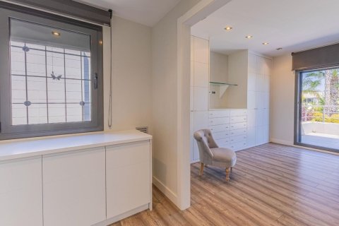House for sale in Sant Andreu de Llavaneres, Barcelona, Spain 5 bedrooms, 578 sq.m. No. 168478 - photo 30