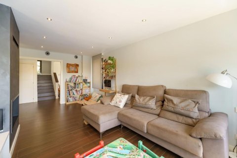Продажа дома в Тейя, Барселона, Испания 4 спальни, 372м2 №168479 - фото 11