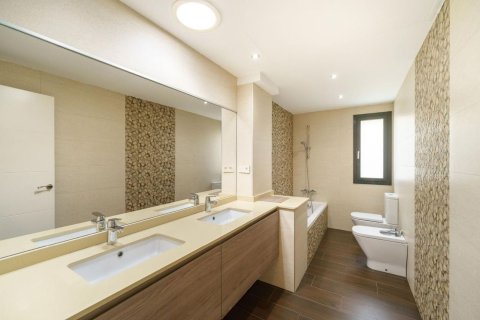 Продажа дома в Тейя, Барселона, Испания 4 спальни, 372м2 №168479 - фото 29