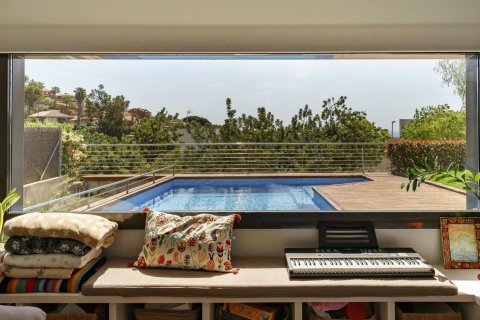 Продажа дома в Тейя, Барселона, Испания 4 спальни, 372м2 №168479 - фото 8