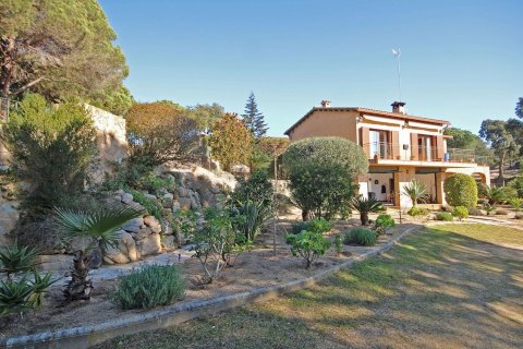 Dom w Lloret de Mar, Girona, Hiszpania 4 sypialnie, 350 mkw. nr 168484 – zdjęcie 2