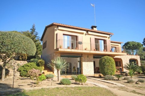 Dom w Lloret de Mar, Girona, Hiszpania 4 sypialnie, 350 mkw. nr 168484 – zdjęcie 4