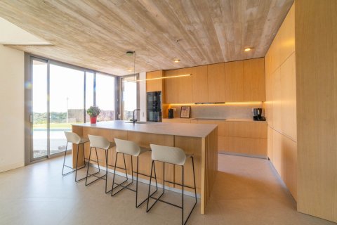Продажа дома в Кабрильс, Барселона, Испания 4 спальни, 350м2 №168480 - фото 8