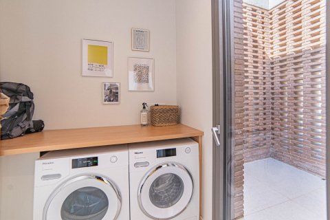 Продажа дома в Кабрильс, Барселона, Испания 4 спальни, 350м2 №168480 - фото 22