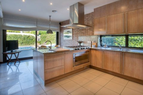 Продажа дома в Сант-Фелиу-де-Гиксолс, Герона, Испания 4 спальни, 380м2 №168483 - фото 12