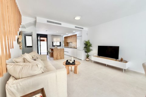 Bungalow for sale in Cox, Alicante, Spain 3 bedrooms, 149 sq.m. No. 143501 - photo 16