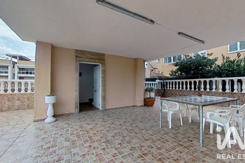 Villetta a schiera a Moncofa, Castellon, Spagna 3 camere da letto, 164 mq. N° 195801