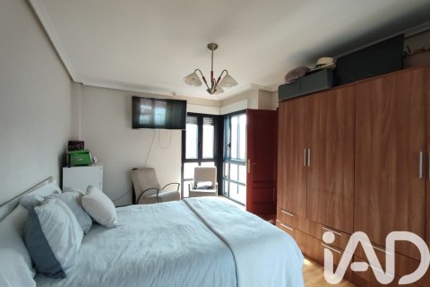 Duplex for sale in Astorga, Leon, Spain 2 bedrooms, 118 sq.m. No. 185143 - photo 17