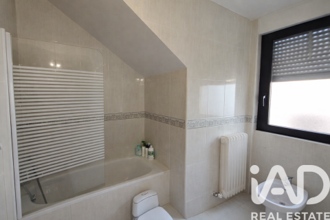 Duplex for sale in Astorga, Leon, Spain 2 bedrooms, 118 sq.m. No. 185143 - photo 22