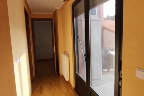 Duplex for sale in Astorga, Leon, Spain 2 bedrooms, 118 sq.m. No. 185143 - photo 8