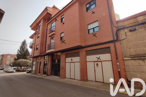 Duplex for sale in Astorga, Leon, Spain 2 bedrooms, 118 sq.m. No. 185143 - photo 2