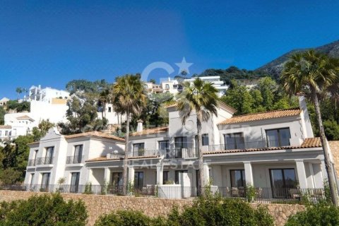 House for sale in Istan, Malaga, Spain 4 bedrooms, 365 sq.m. No. 157631 - photo 11