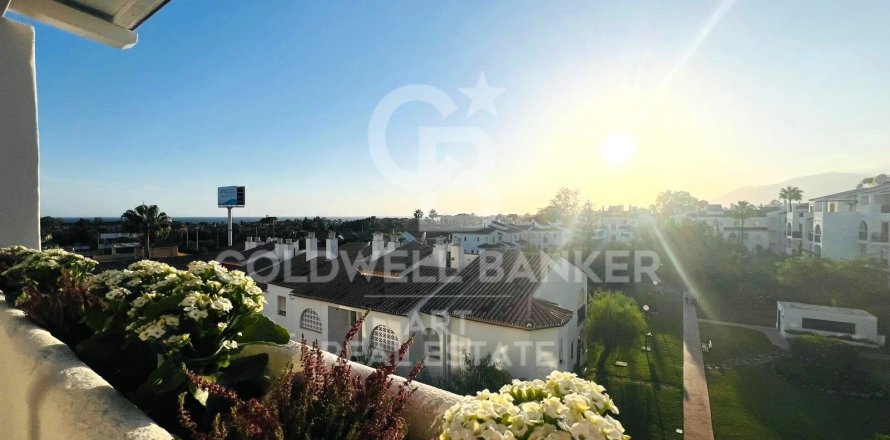 Пентхаус в Эстепона, Малага, Испания 2 спальни, 90м2 №157632