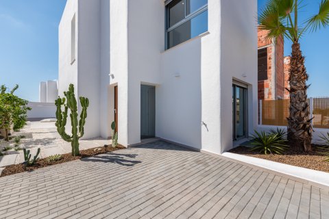 Villa à vendre Los Alcazares, Murcia, Espagne, 3 chambres, 121 m2 No. 110040 - photo 4
