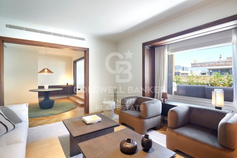 Kattohuoneisto myytävänä Barcelona, Espanja, 4 makuuhuonetta, 440 m2 No. 178384 - kuva 11