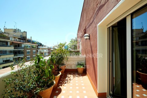Kattohuoneisto myytävänä Barcelona, Espanja, 4 makuuhuonetta, 440 m2 No. 178384 - kuva 28