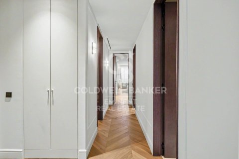 Lägenhet till salu i Barcelona, Spanien 3 sovrum, 230 kvm. Nr. 178383 - foto 21