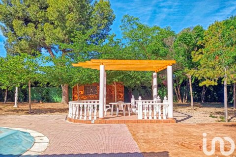 Hus till salu i San Vicente del Raspeig, Alicante, Spanien 6 sovrum, 345 kvm. Nr. 154242 - foto 4