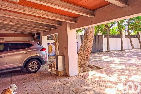 Hus till salu i San Vicente del Raspeig, Alicante, Spanien 6 sovrum, 345 kvm. Nr. 154242 - foto 22