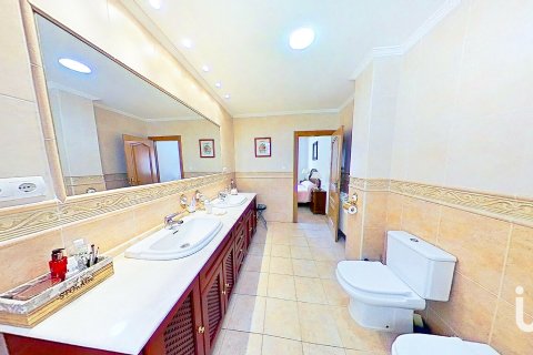 Māja pārdošanā Mutxamel, Alicante, Spānijā 4 istabas, 461 m2 Nr. 154241 - attēls 6