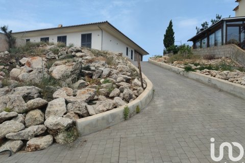 Дом в Эспорлес, Майорка, Испания 3 спальни, 1875м2 №154243