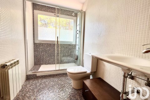 Dom w Corbera de Llobregat, Barcelona, Hiszpania 4 sypialnie, 245 mkw. nr 154245 – zdjęcie 13